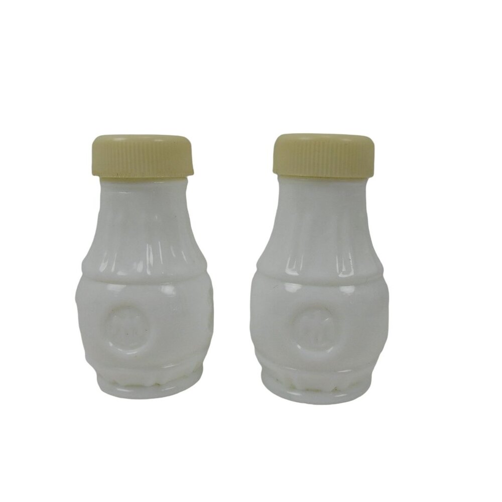 Vintage Milk Glass Eagle Coin Medallion Salt And Pepper Shakers With Caps  USA